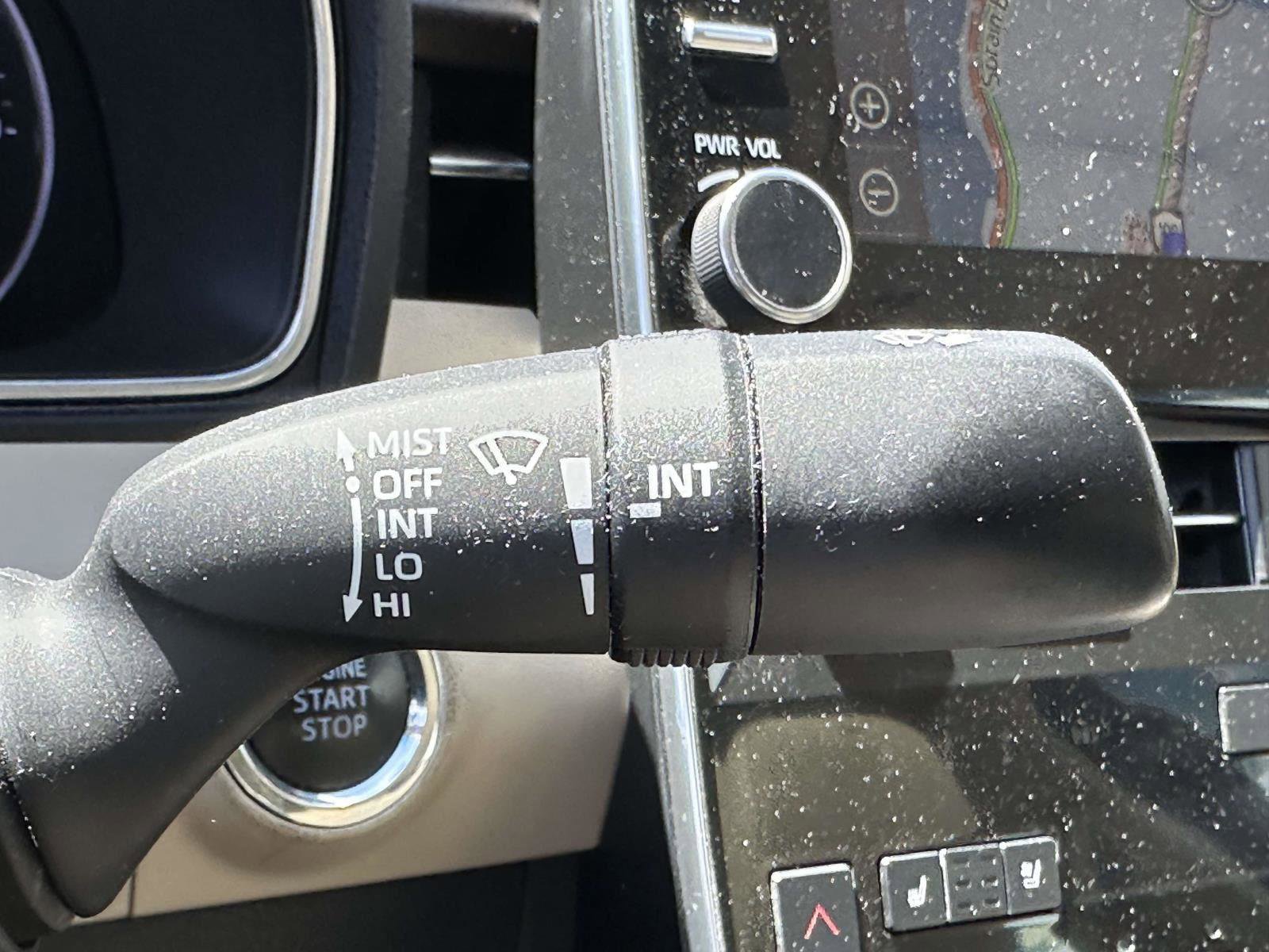 Used 2019 Toyota Avalon Limited w/ All Weather Liner Package FWD image 34