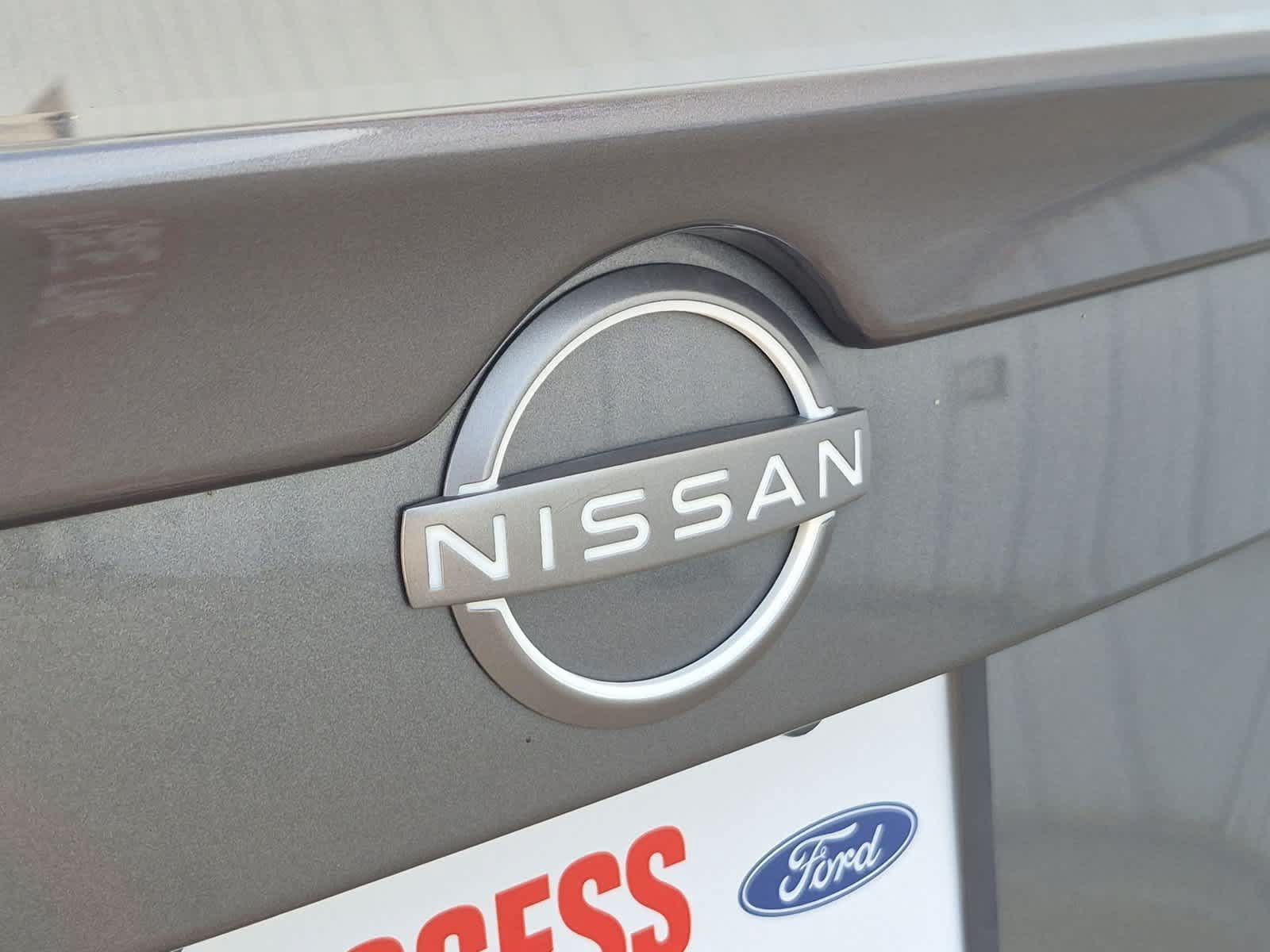 Used 2025 Nissan Sentra SR FWD image 29
