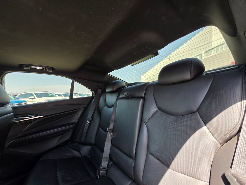 Used 2022 Cadillac CT4 Premium Luxury w/ Technology Package RWD image 21