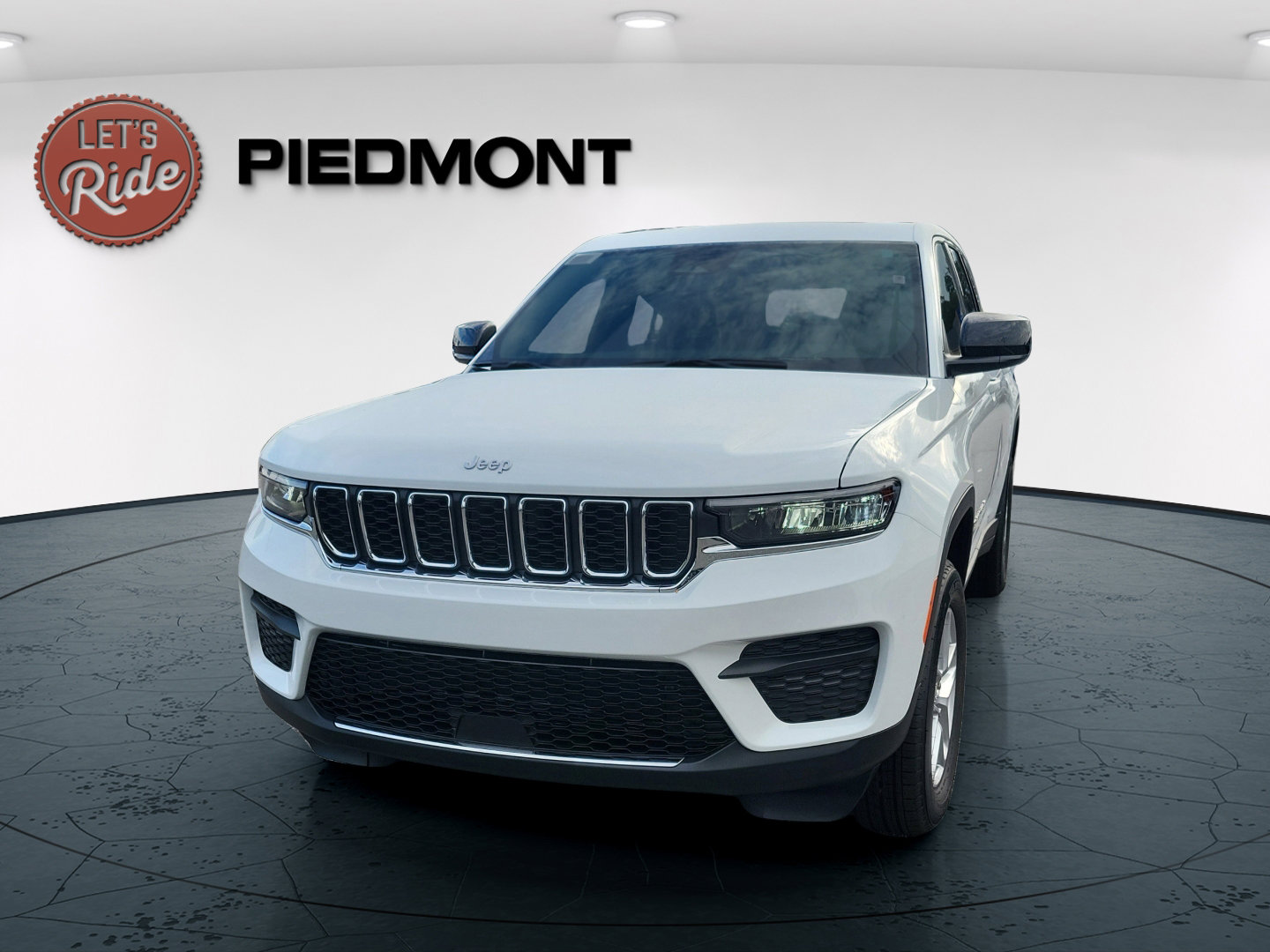 New 2025 Jeep Grand Cherokee Laredo X