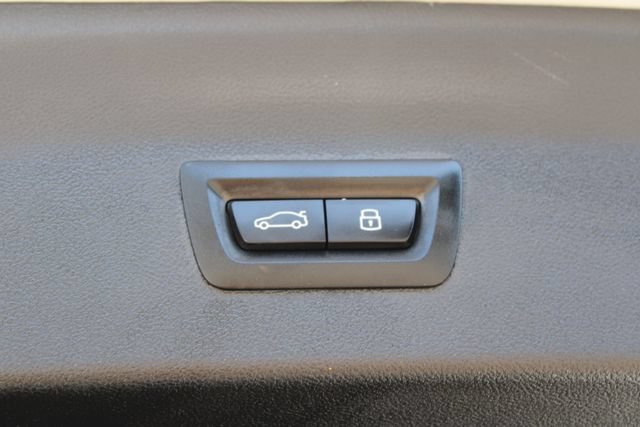 Used 2025 BMW X4 xDrive30i AWD/4WD image 43