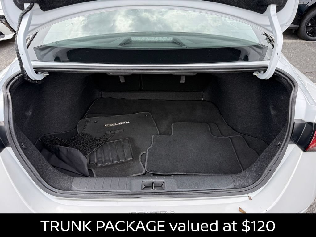 Certified 2022 Nissan Sentra SR w/ Electronics Package FWD image 10