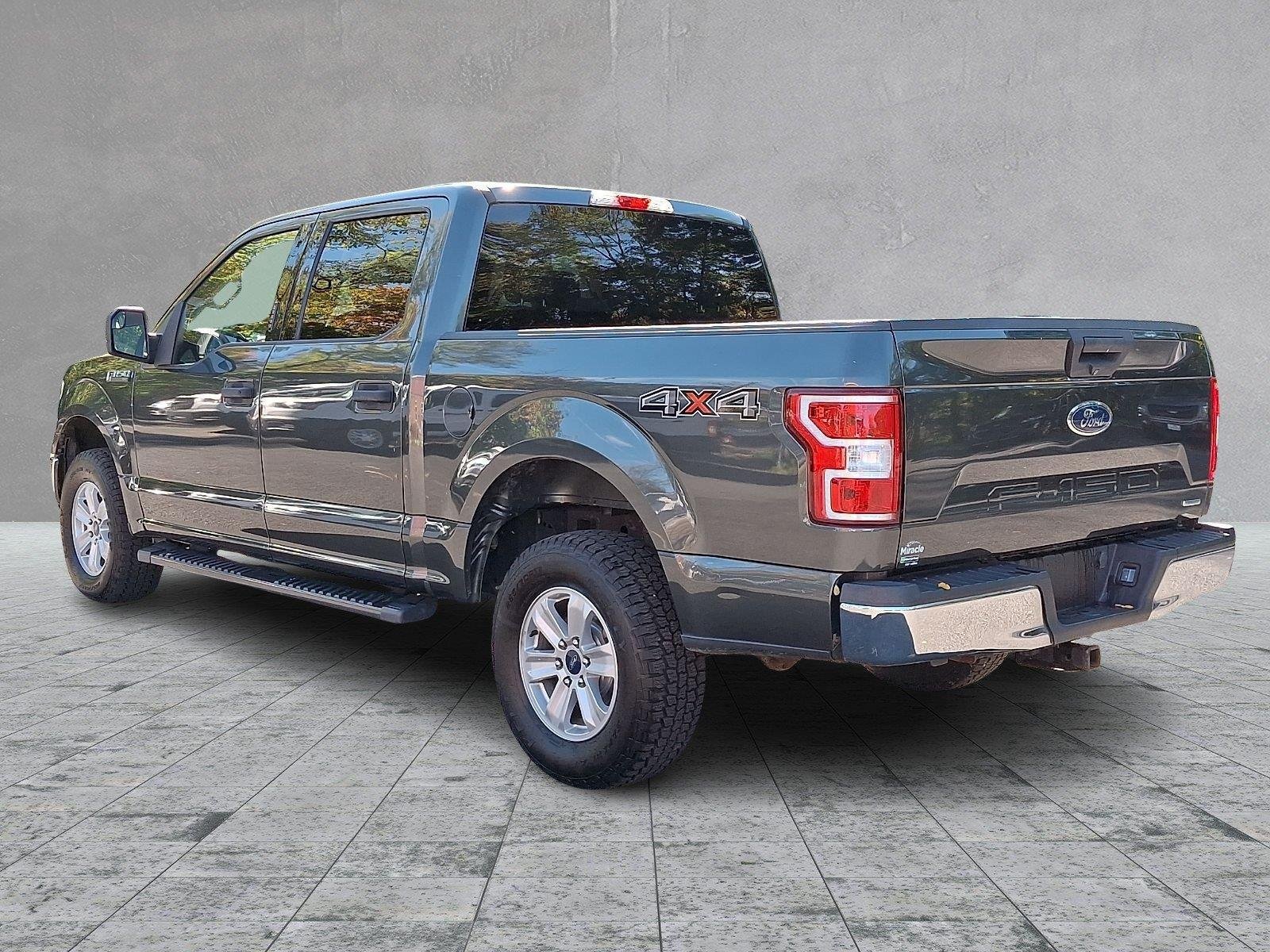 Used 2018 Ford F150 XLT AWD/4WD image 4