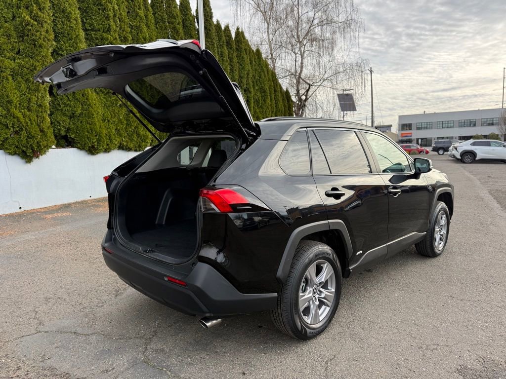 Certified 2025 Toyota RAV4 XLE image 10