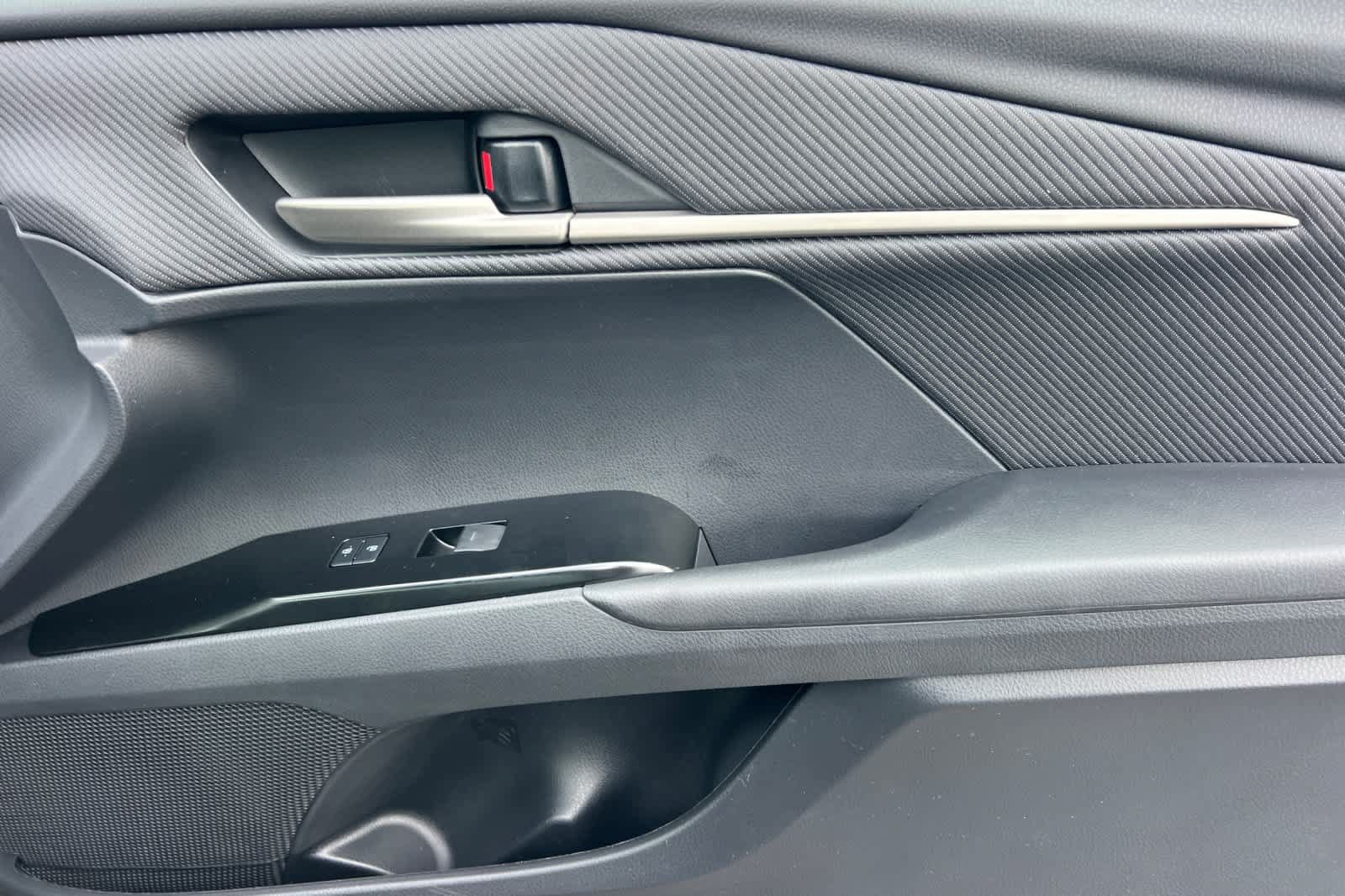 New 2026 Toyota Camry SE AWD/4WD image 18