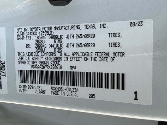 Used 2024 Toyota Sequoia Platinum AWD/4WD image 32