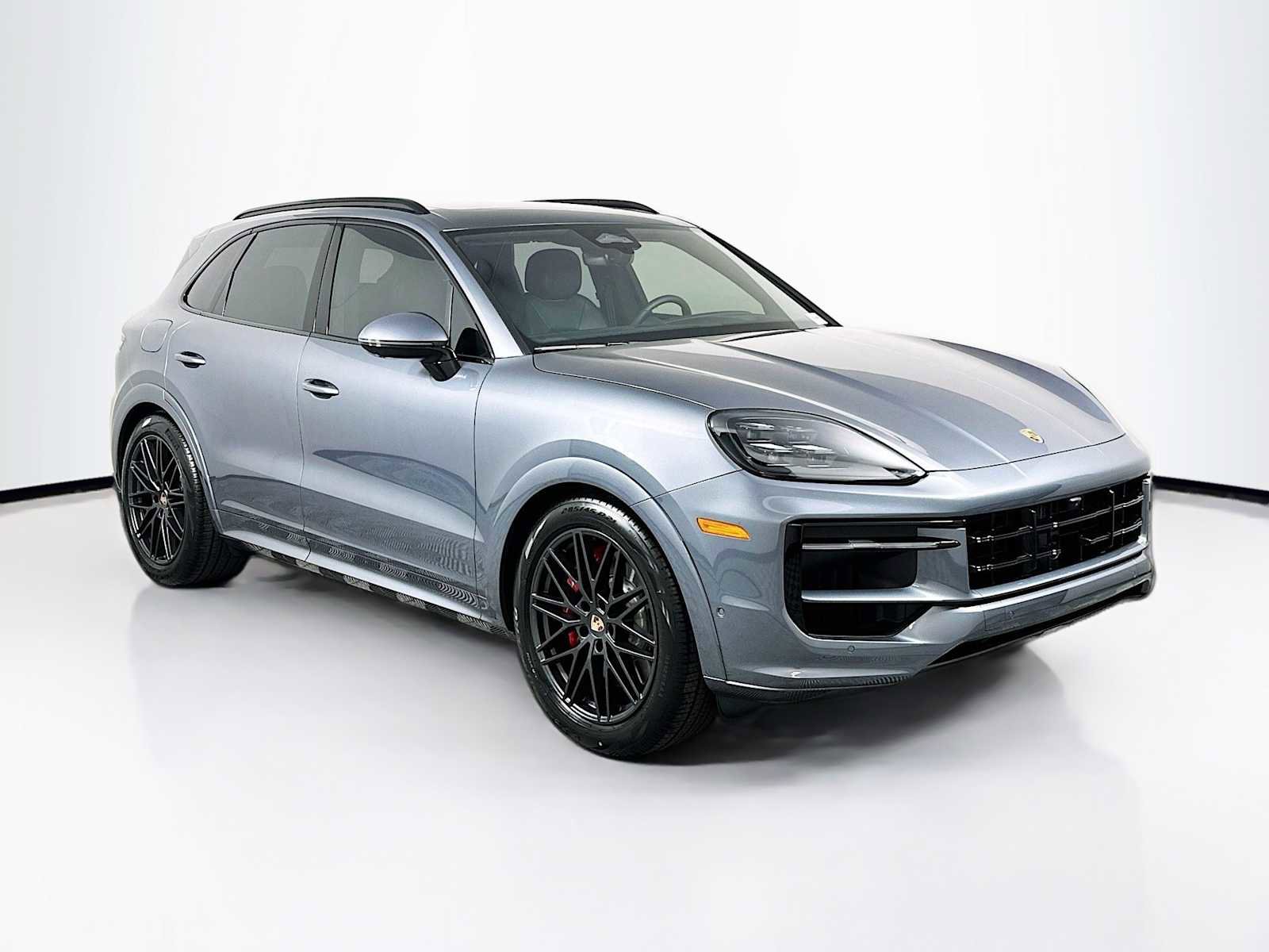 New 2026 Porsche Cayenne GTS AWD/4WD image 1