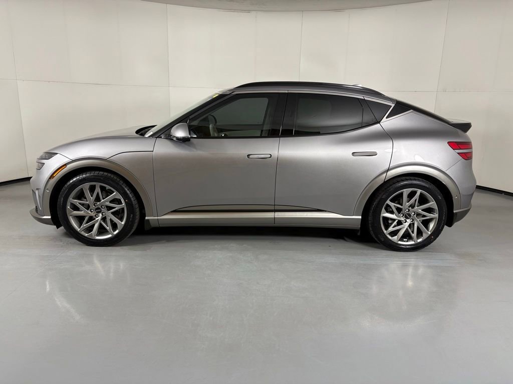 Used 2023 Genesis GV60 Advanced AWD/4WD image 4