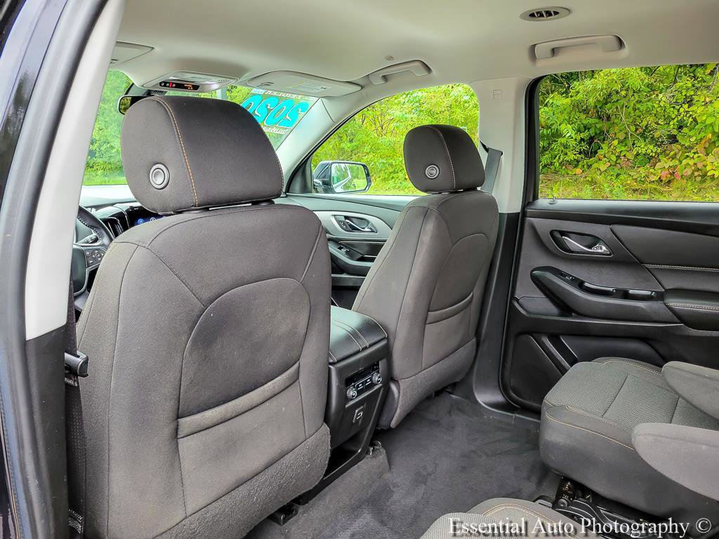Used 2020 Chevrolet Traverse LT FWD image 12