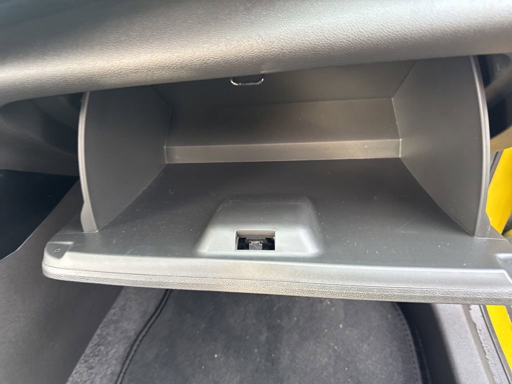 Used 2024 Chevrolet Trax RS w/ Sunroof Package image 13