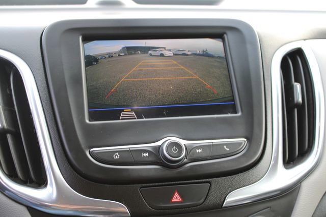 Used 2021 Chevrolet Equinox LS image 23