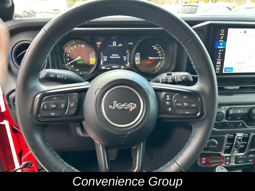 Used 2024 Jeep Wrangler Unlimited Rubicon 4xe w/ Technology Group AWD/4WD image 17