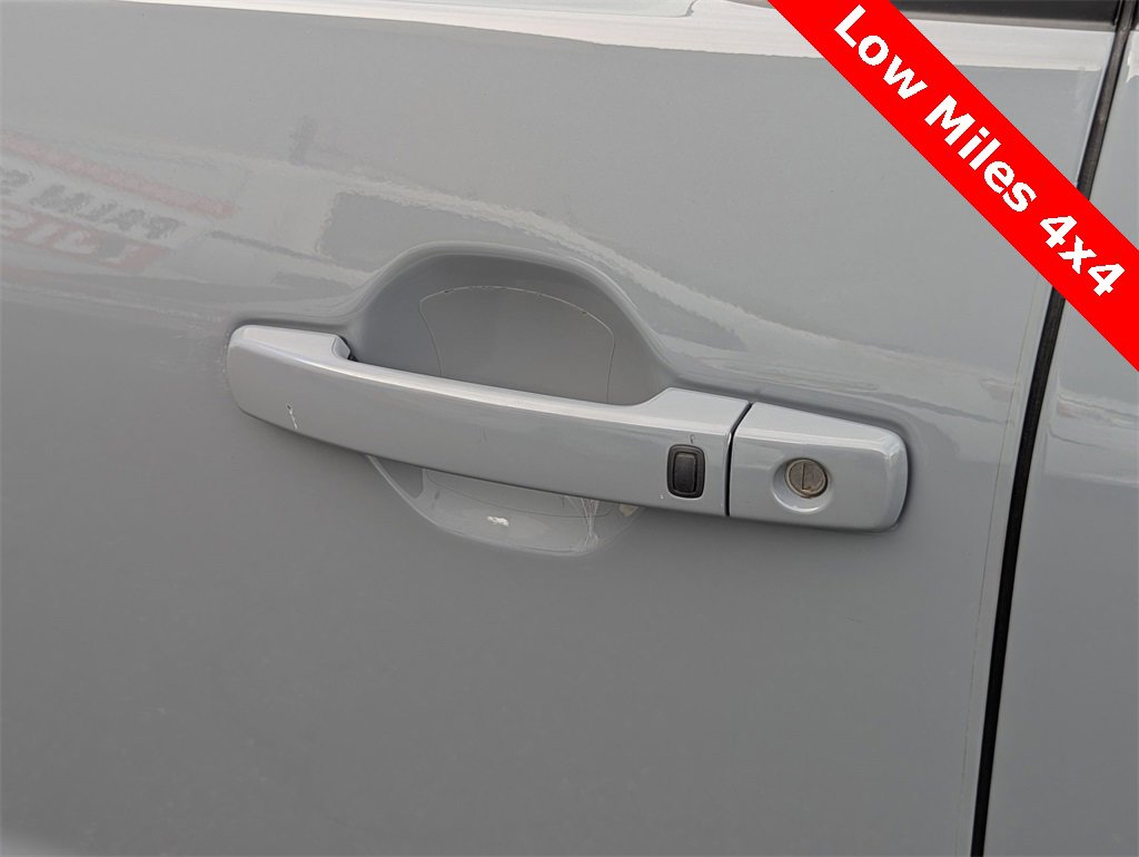 Used 2023 Nissan Frontier PRO-4X w/ Pro Convenience Package image 34