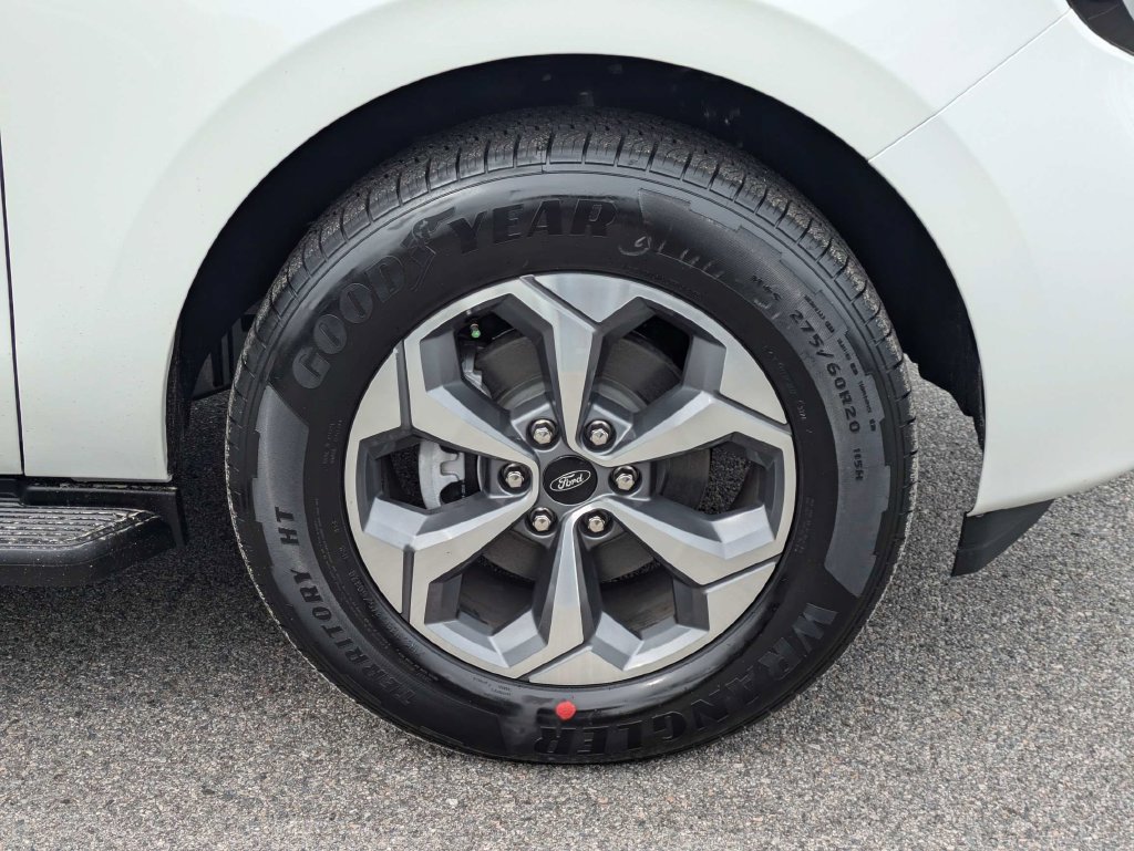New 2027 Ford Expedition Active RWD image 11