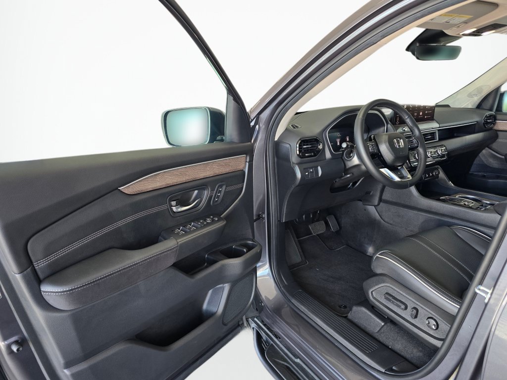 Used 2026 Honda Pilot Elite image 33