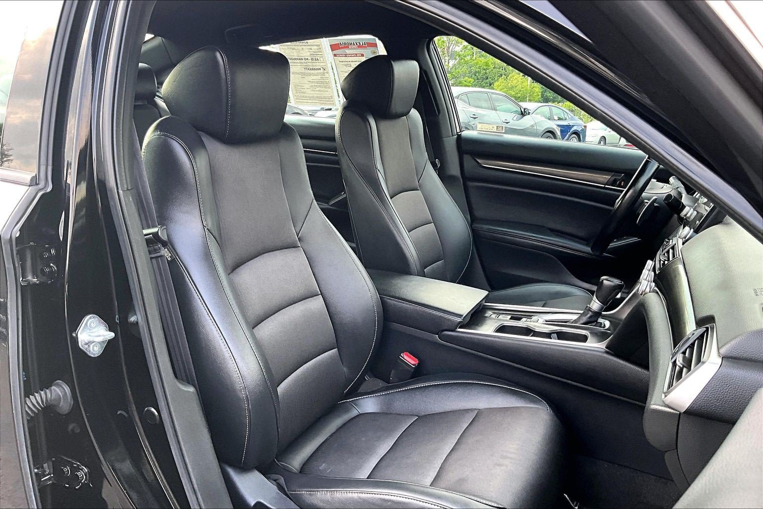 Used 2022 Honda Accord Sport image 7