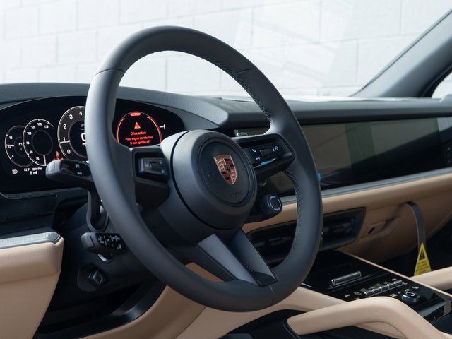 New 2026 Porsche Cayenne image 4