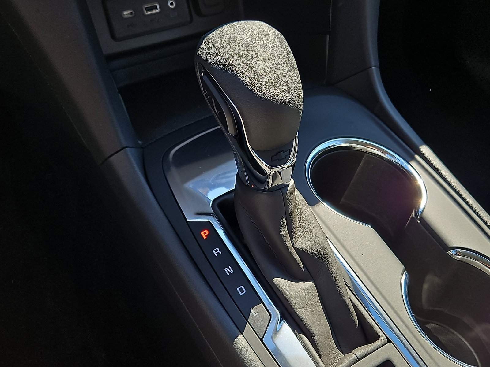 Used 2024 Chevrolet Equinox LS image 14