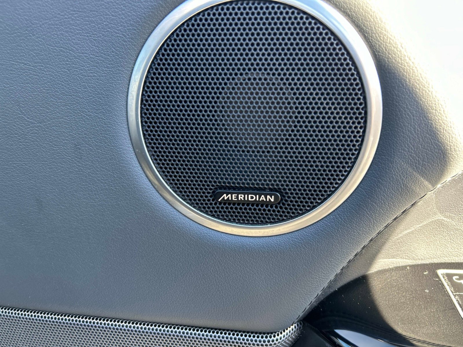 Used 2015 Land Rover Range Rover Sport HSE image 20