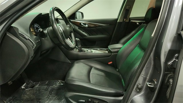 Used 2018 INFINITI Q50 Luxe w/ Essential Package (3.0T Luxe) image 14
