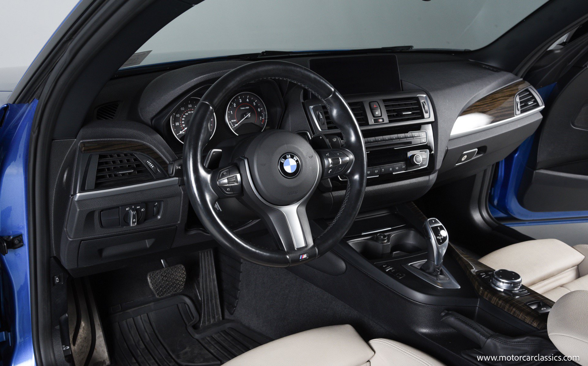 Used 2016 BMW M235i xDrive Convertible AWD/4WD image 25