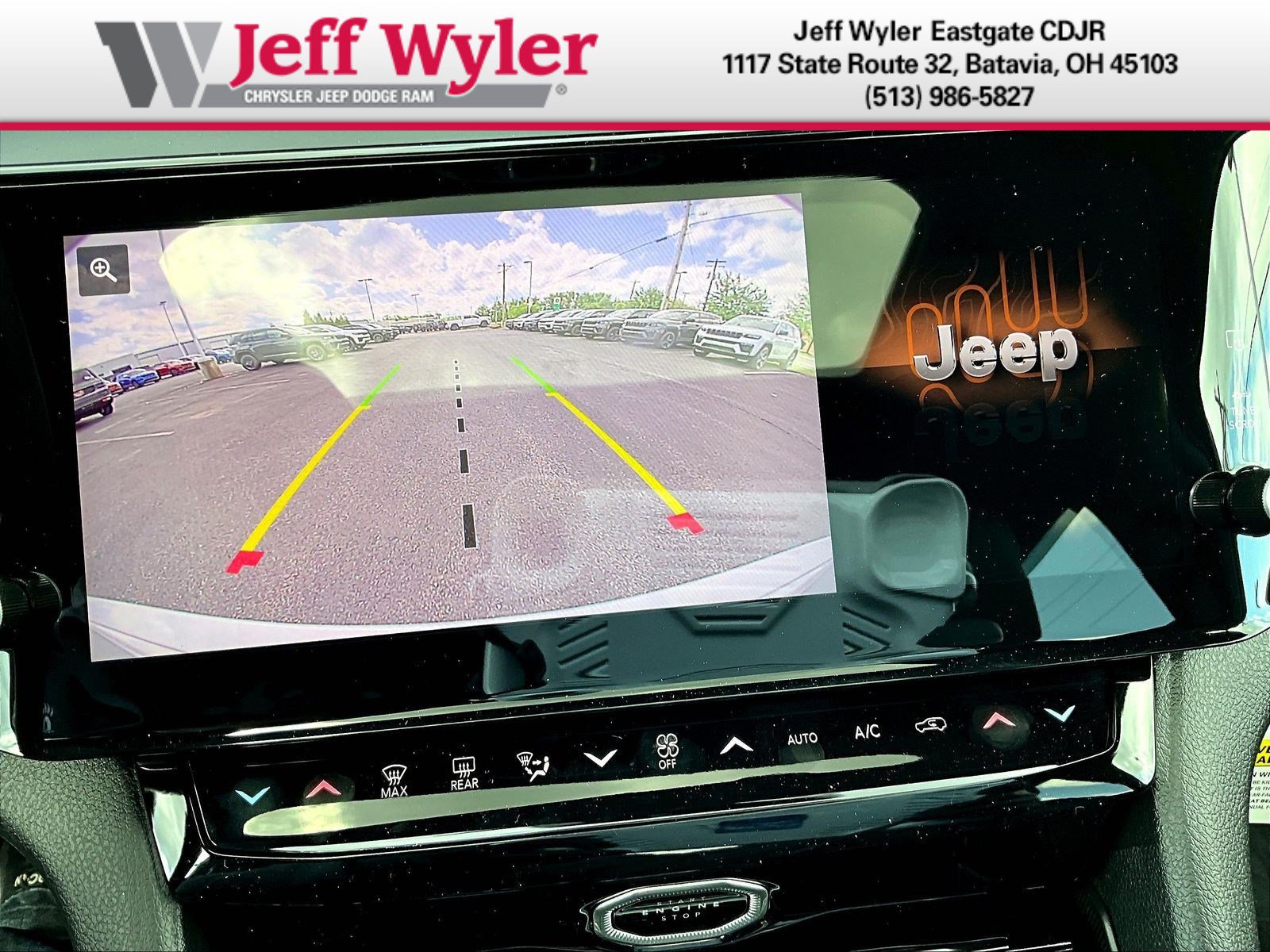 New 2026 Jeep Grand Cherokee Altitude AWD/4WD image 25