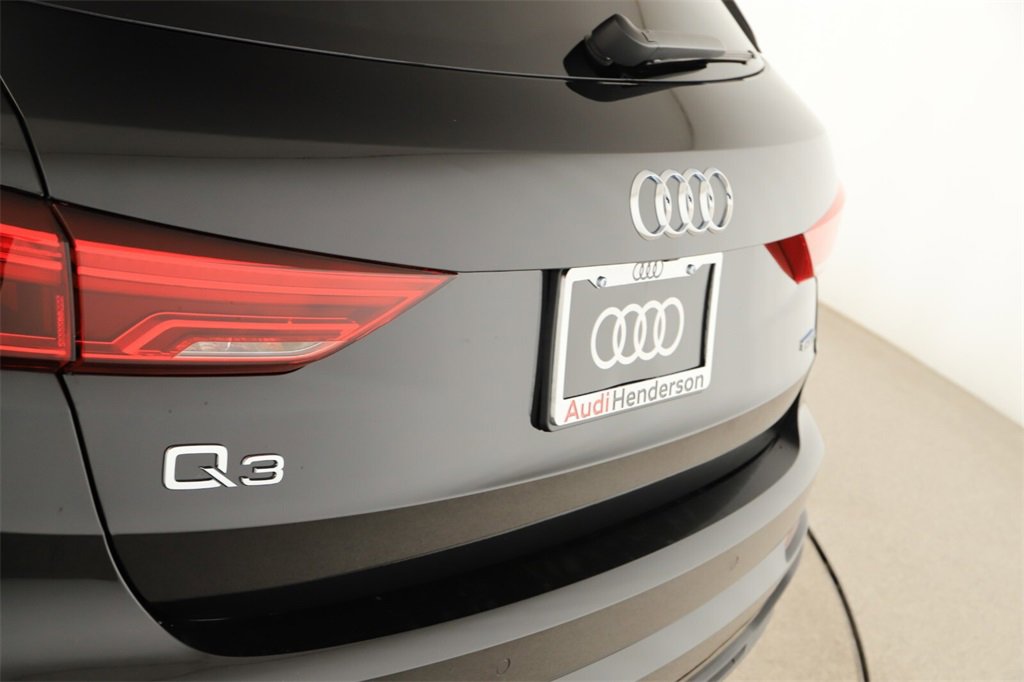 New 2025 Audi Q3 2.0T Premium image 29
