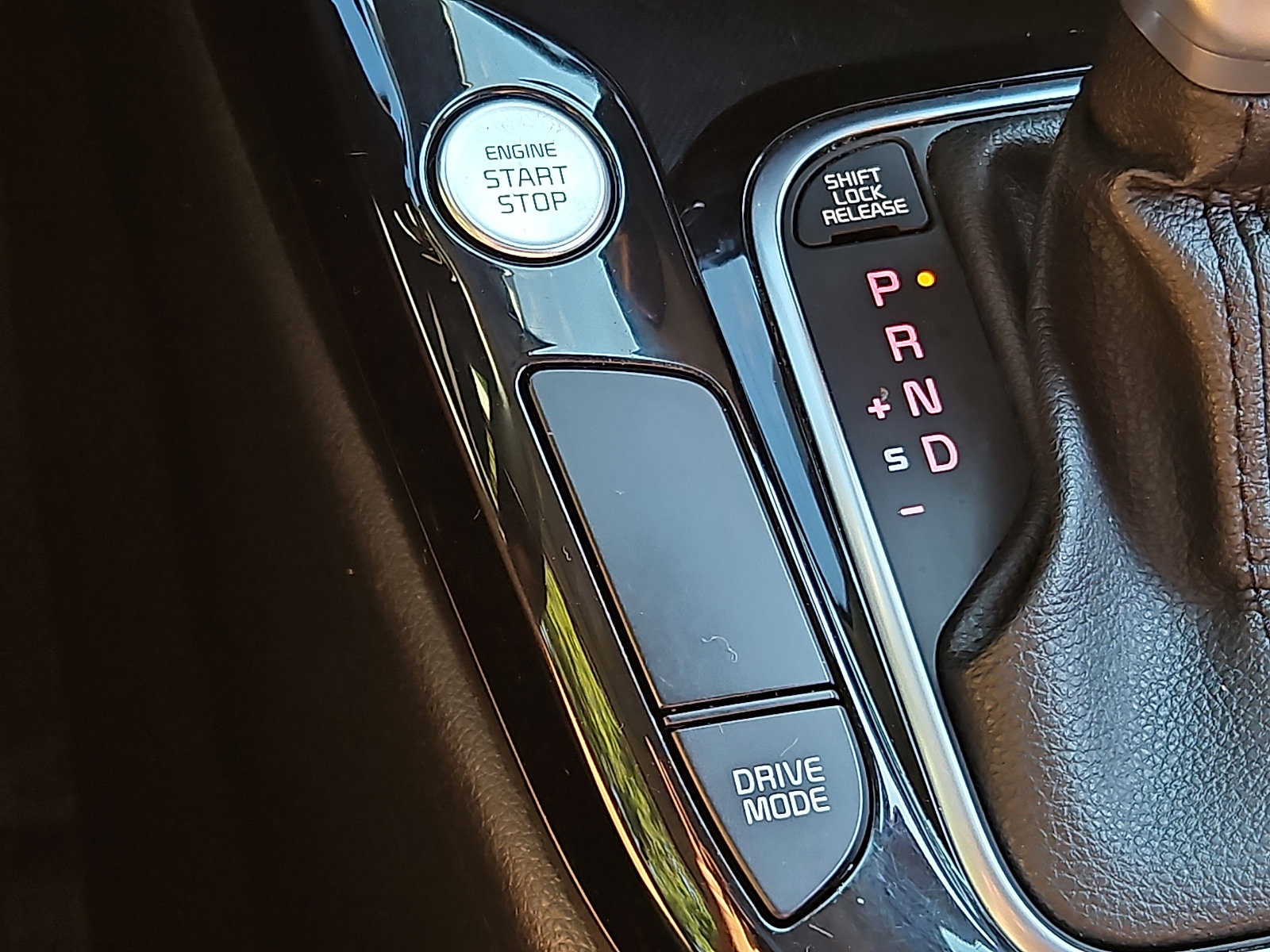 Used 2022 Kia Soul GT-Line FWD image 24