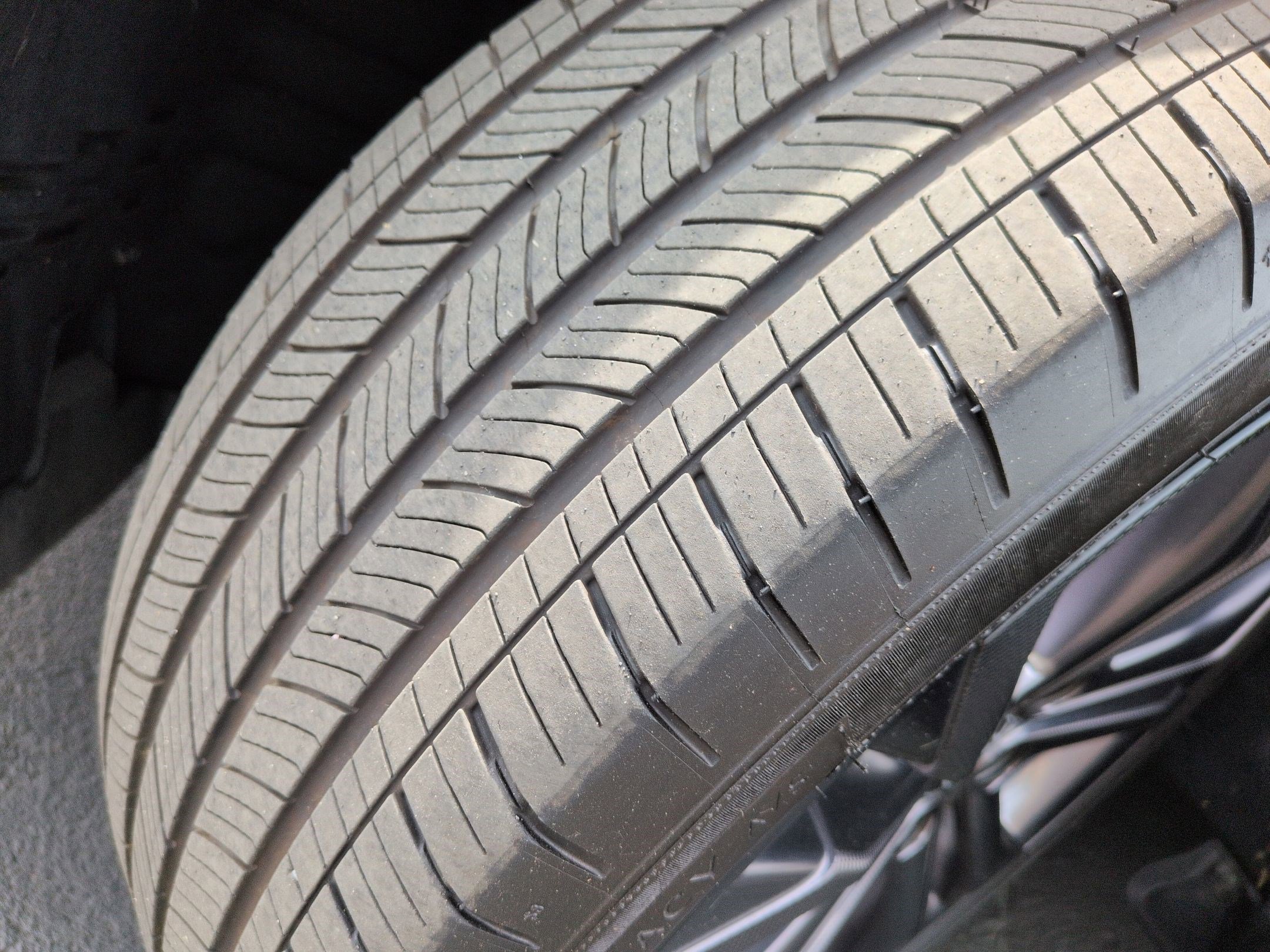 Used 2024 Toyota Sienna XSE w/ XSE Plus Package image 12