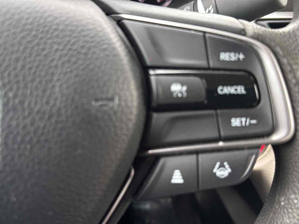 Used 2021 Honda Accord EX image 39
