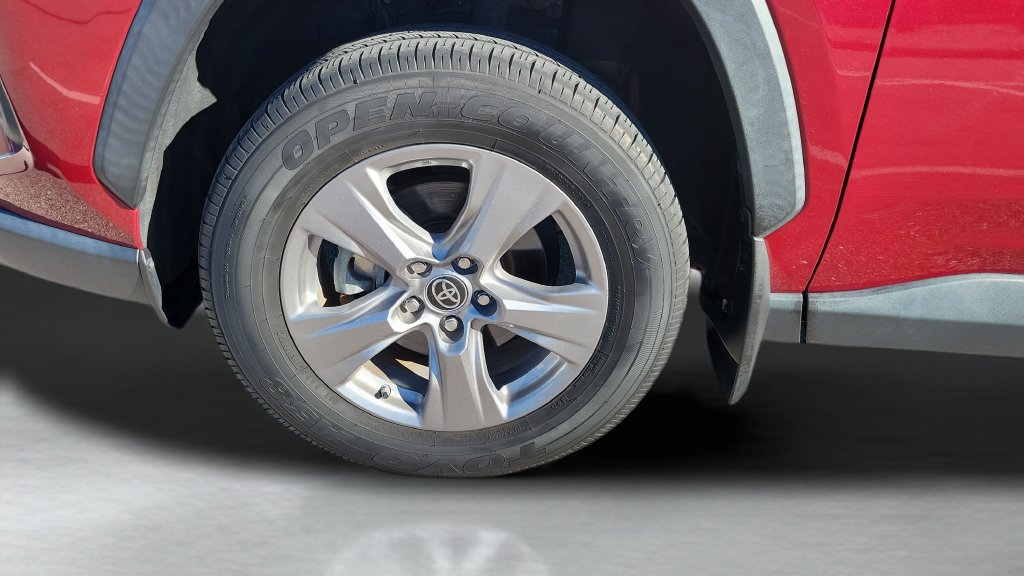 Certified 2023 Toyota RAV4 LE AWD/4WD image 25