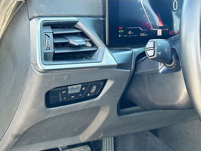 Used 2023 BMW 330i Sedan w/ Driving Assistance Package image 10