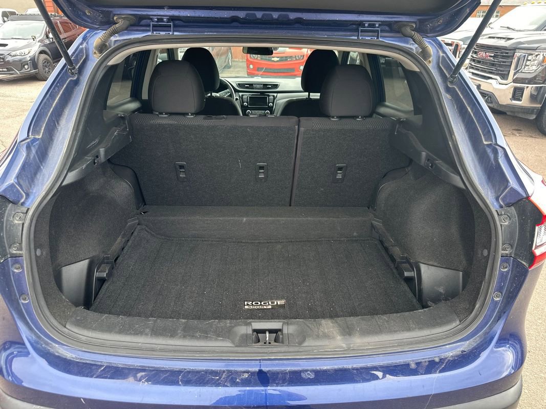 Used 2020 Nissan Rogue Sport S FWD image 12