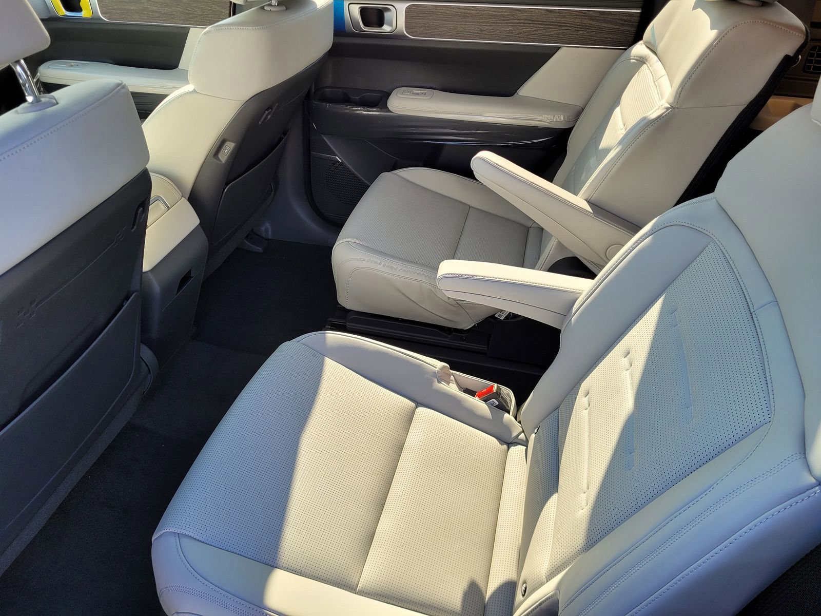 New 2026 Hyundai Santa Fe Calligraphy image 8