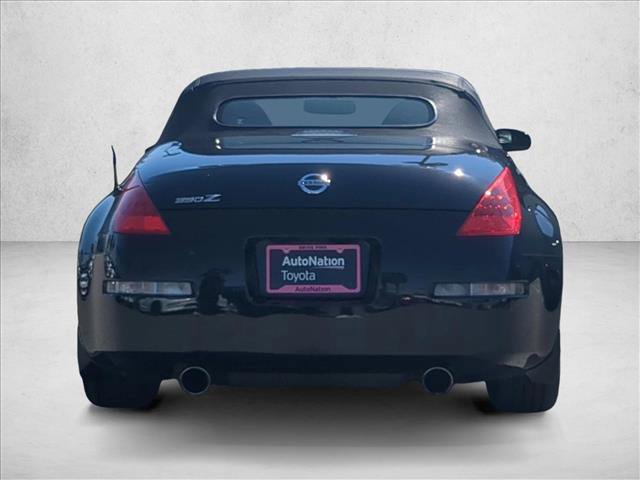 Used 2006 Nissan 350Z Touring image 7