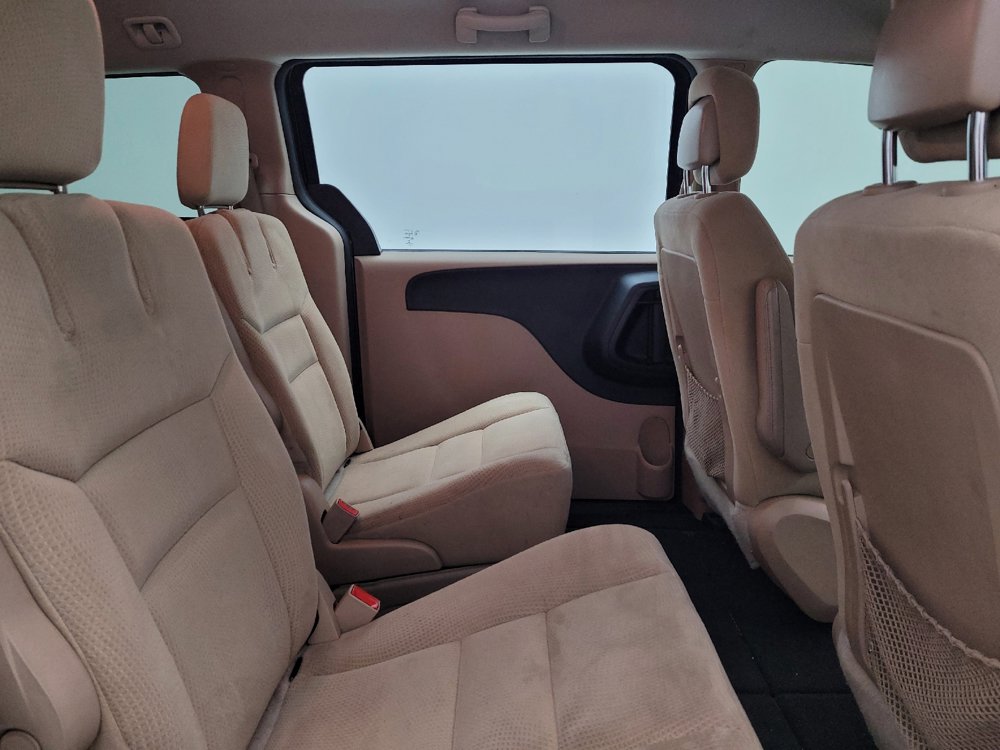 Used 2015 Dodge Grand Caravan American Value Package w/ UConnect Hands-Free Group image 19