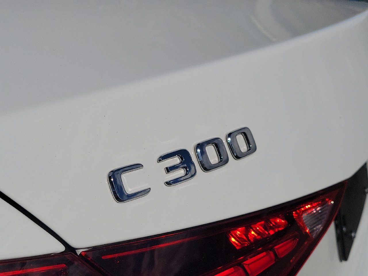 Used 2025 Mercedes-Benz C 300 Sedan image 6