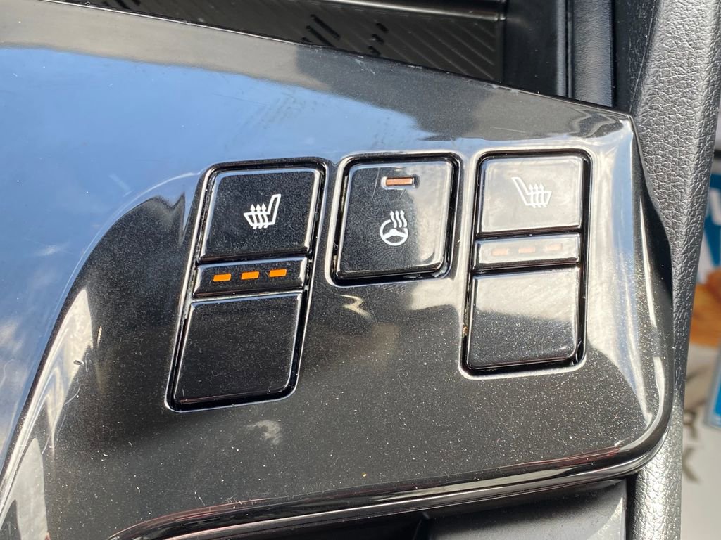 Used 2023 Kia Sportage EX image 22