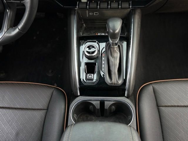 Used 2023 GMC Canyon AT4 w/ AT4 Premium Package image 28