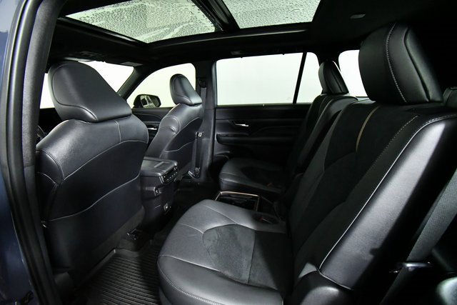 Used 2024 Toyota Grand Highlander AWD Hybrid image 26