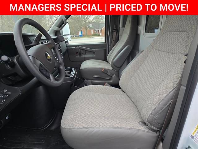 New 2025 Chevrolet Express 3500 w/ Power Convenience Package RWD image 18