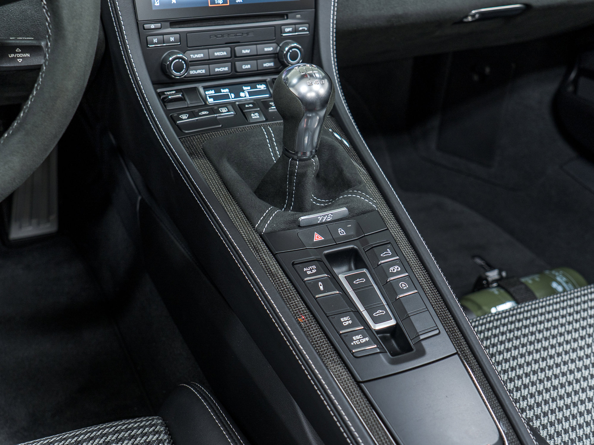 Certified 2023 Porsche 718 Boxster Spyder image 28