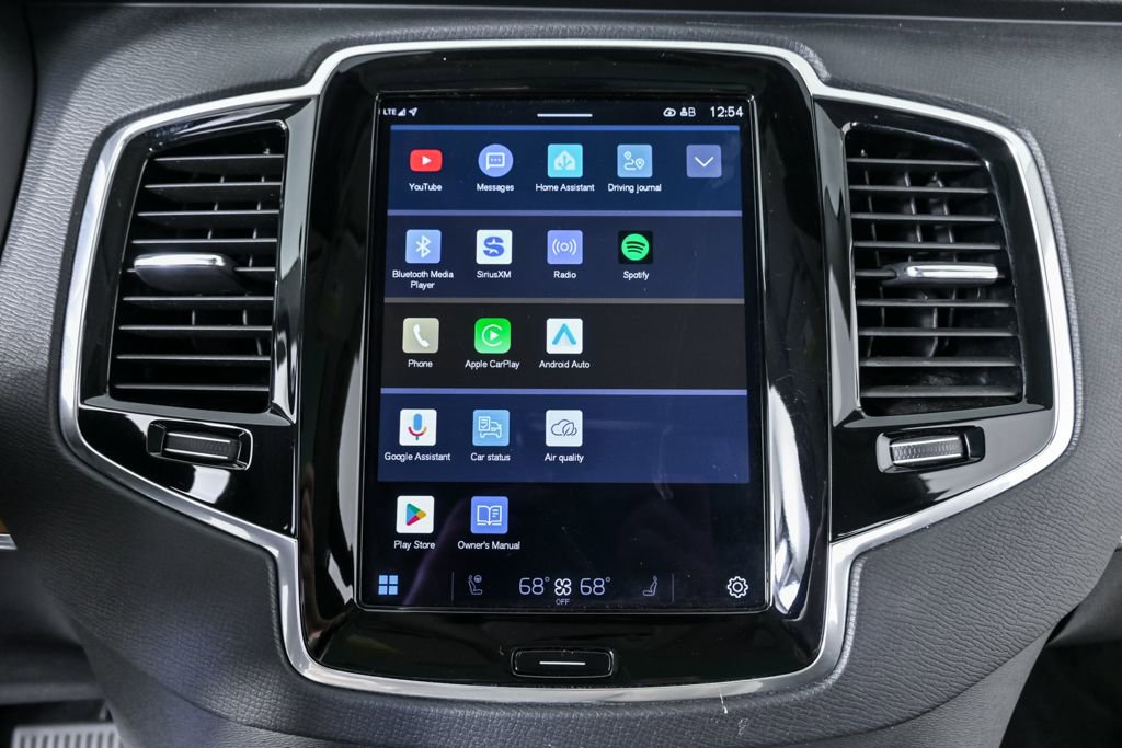 Certified 2023 Volvo XC90 B5 Plus image 15