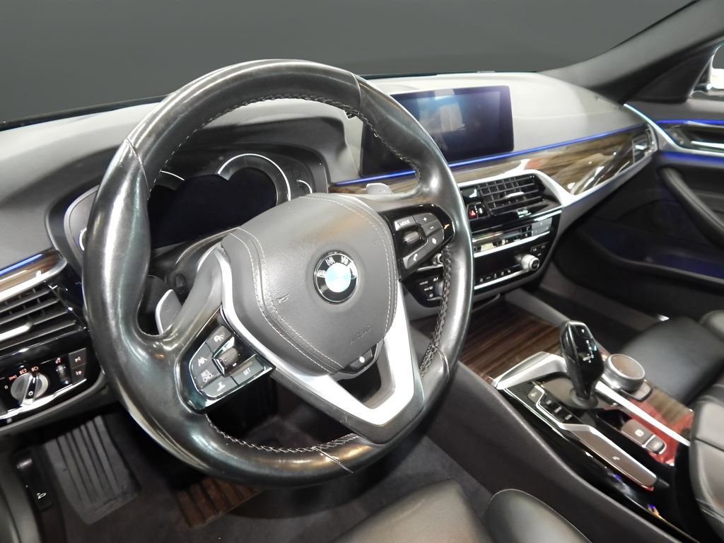 Used 2019 BMW 540i xDrive image 14