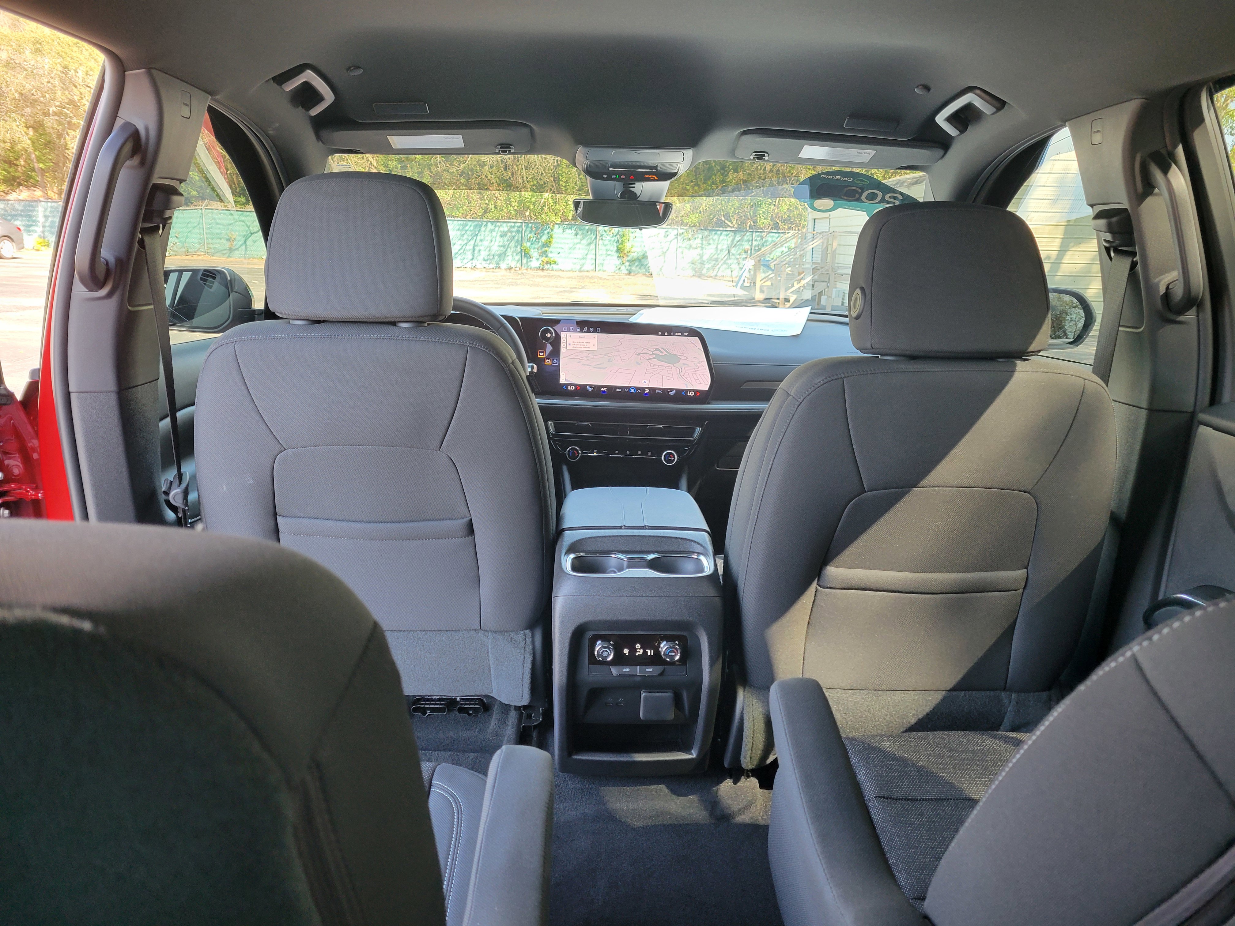 Certified 2026 Chevrolet Traverse LT w/ Driver Confidence Package FWD image 12
