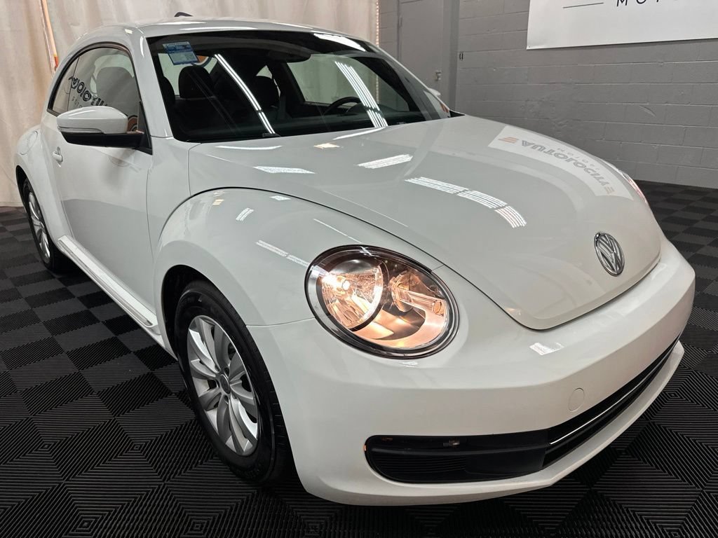 Used 2019 Volkswagen Beetle 2.0T S FWD image 2
