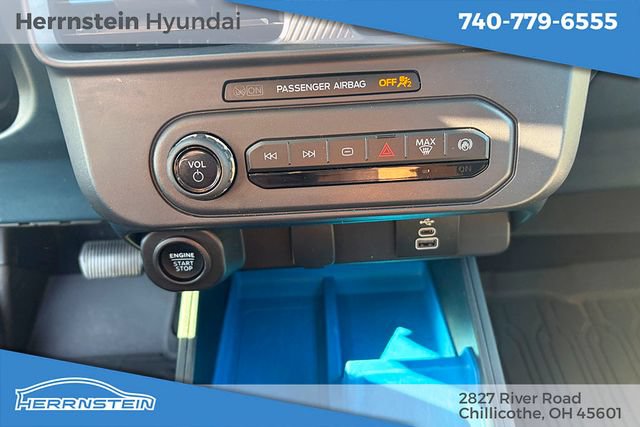 Used 2025 Ford Maverick XLT w/ XLT Luxury Package AWD/4WD image 18