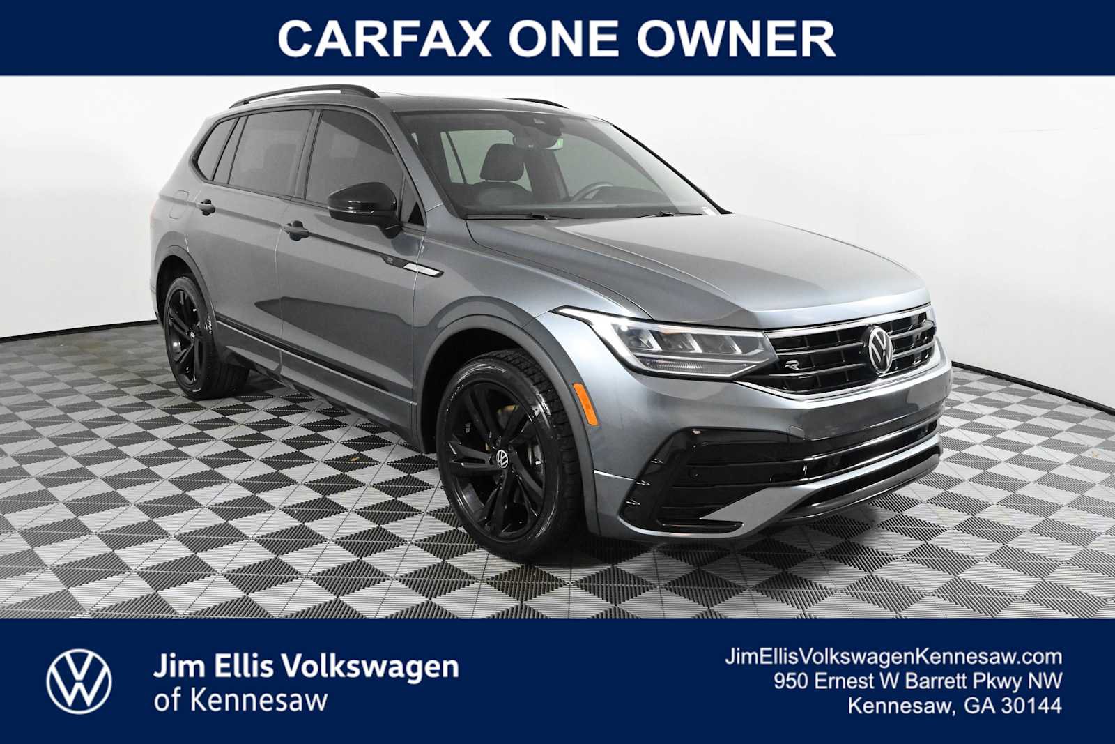 Certified 2023 Volkswagen Tiguan SE R-Line FWD image 1