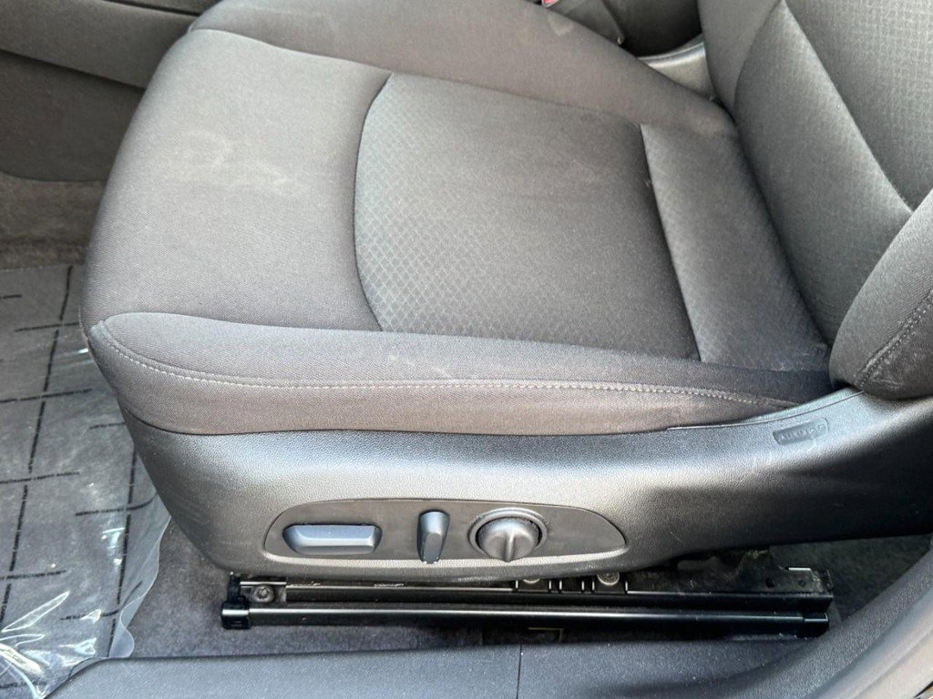 Used 2024 Chevrolet Malibu LT image 23