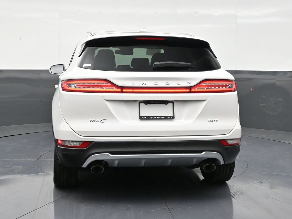 Used 2017 Lincoln MKC Reserve image 4
